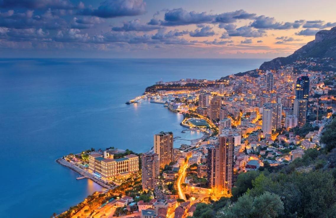 Monaco # Menton - 6 Persons - 2 Bedrooms - Full Renovated - Private Parking - Hypercenter - Clim - Beach And Sun Мантон Екстер'єр фото